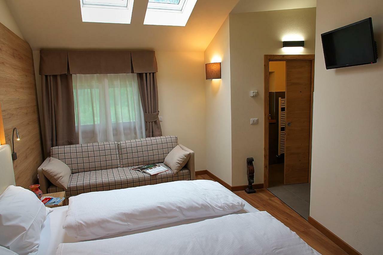 Botton D'Oro Delle Dolomiti Bed & Breakfast Vattaro Exterior photo